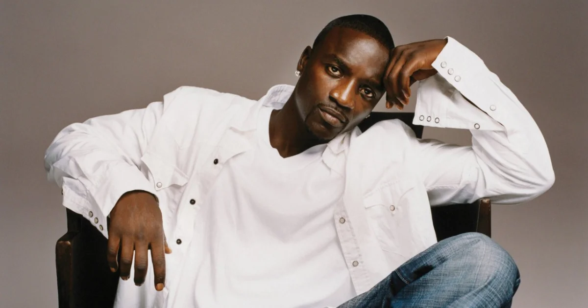 Header Banner Akon