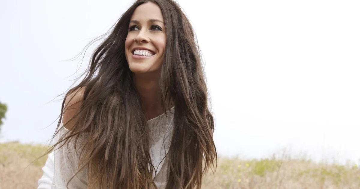 Header Banner Alanis Morissette