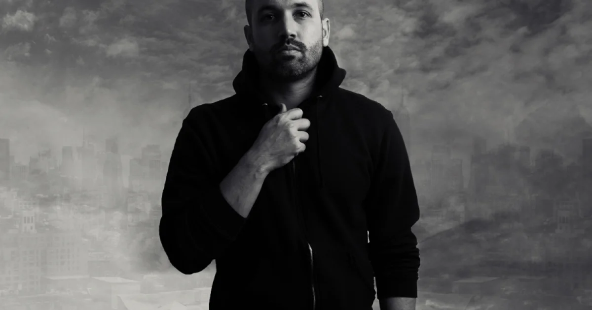 Header Banner Aron Wright
