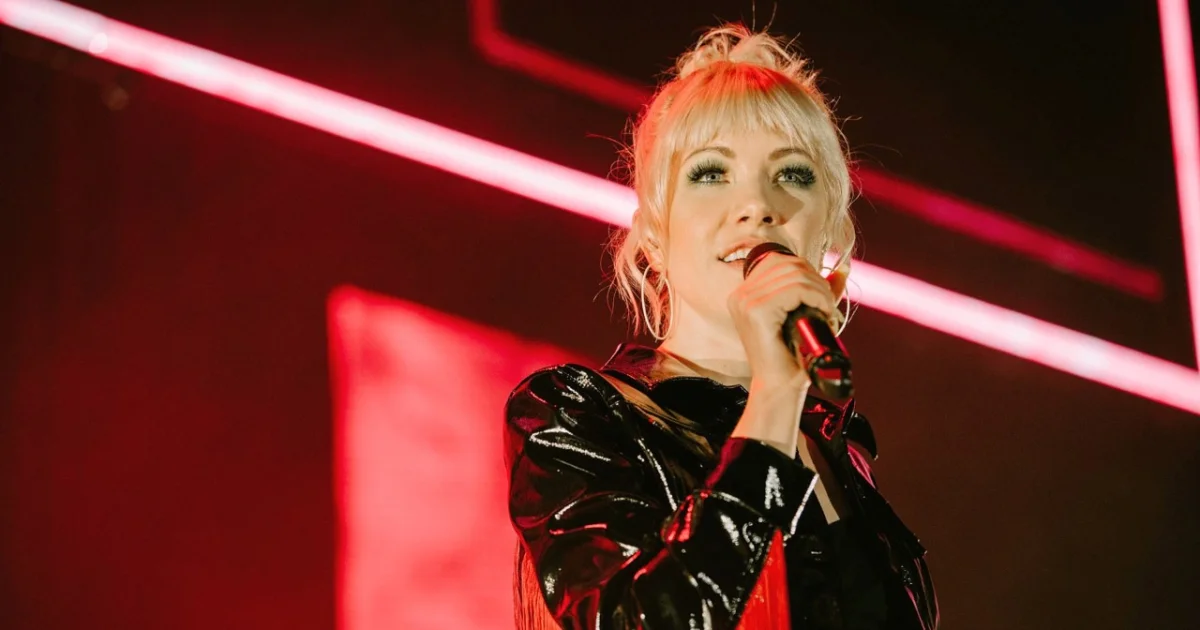 Header Banner Carly Rae Jepsen