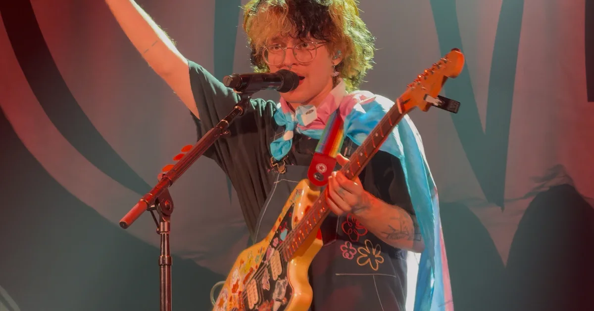 Header Banner Cavetown