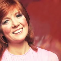 Surround Yourself - Cilla Black