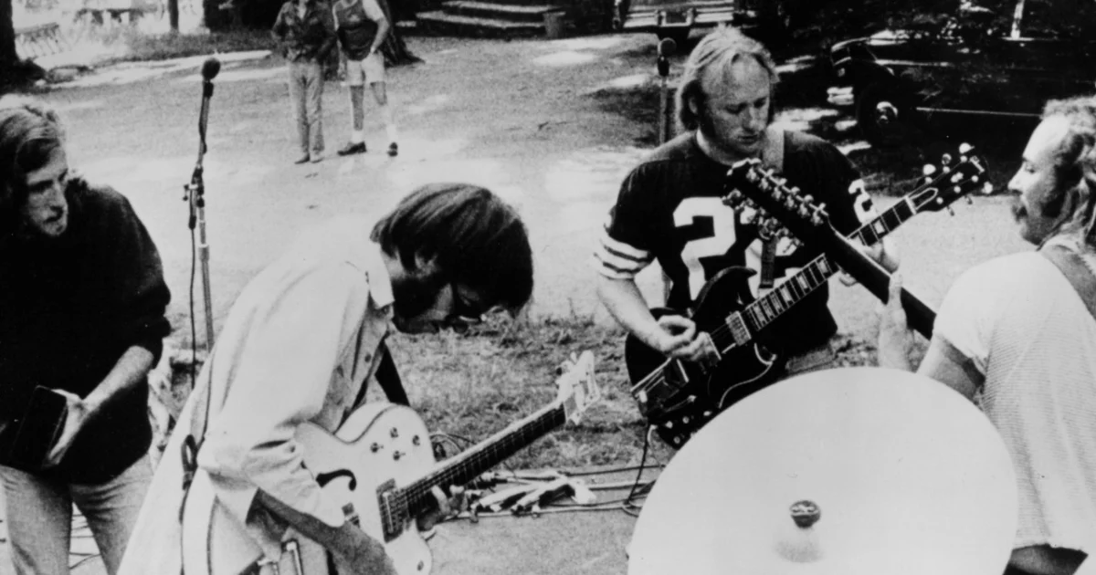 Header Banner Crosby, Stills, Nash & Young