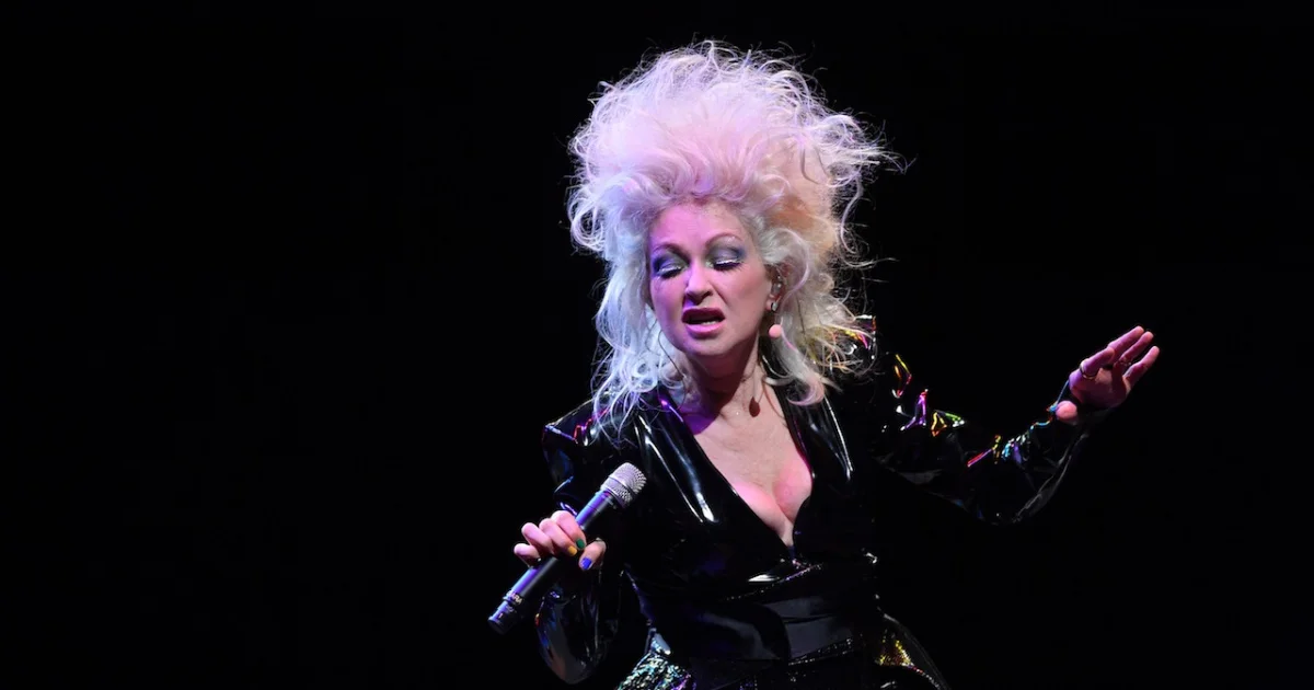 Header Banner Cyndi Lauper