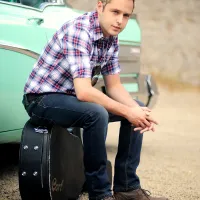 Derek Ryan