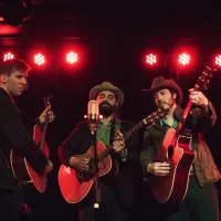 Drew Holcomb & The Neighbors