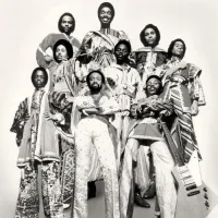Wanna Be - Earth, Wind & Fire