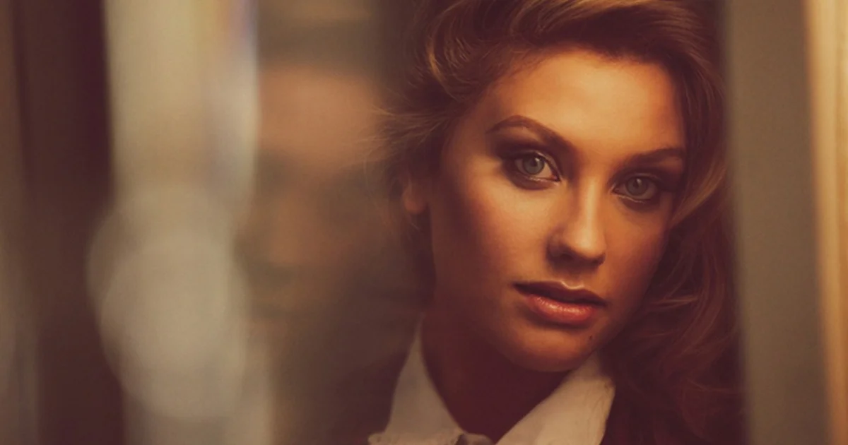 Header Banner Ella Henderson