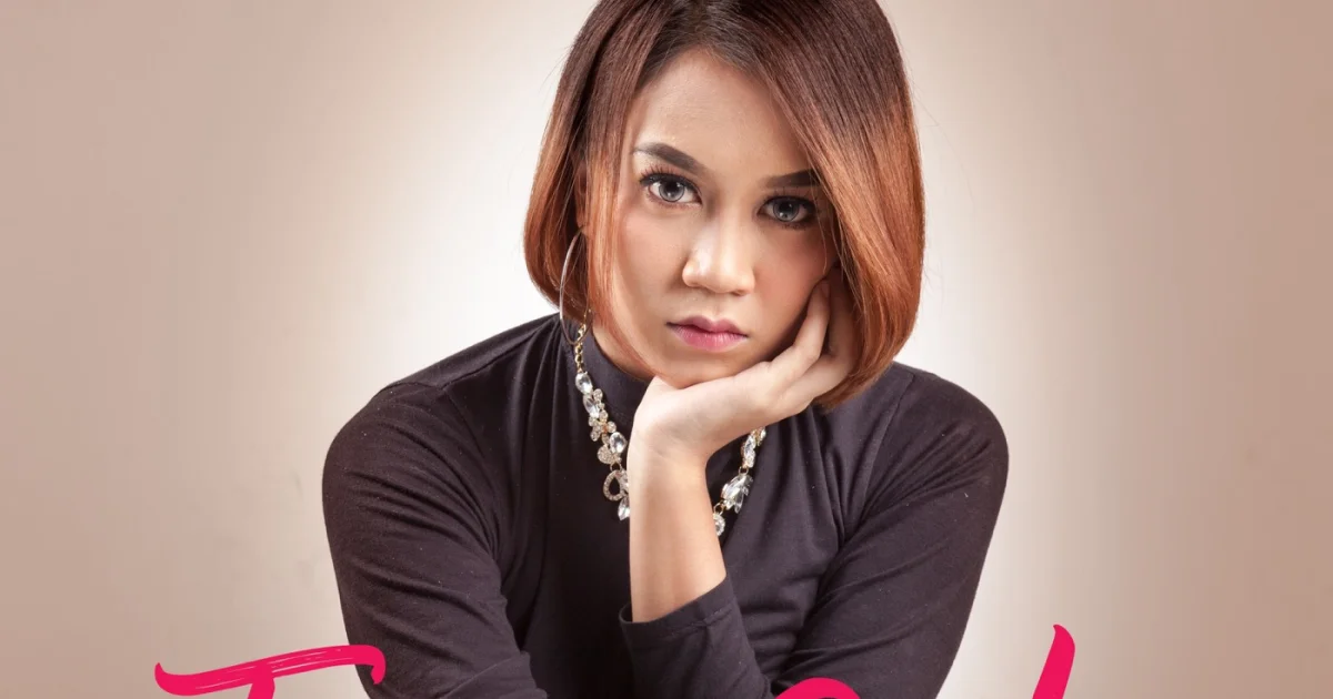 Header Banner Fieya Julia