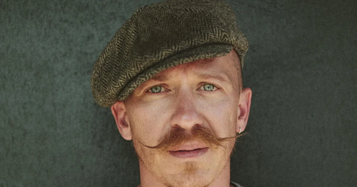 Header Banner Foy Vance