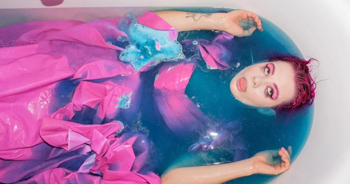 Header Banner girli