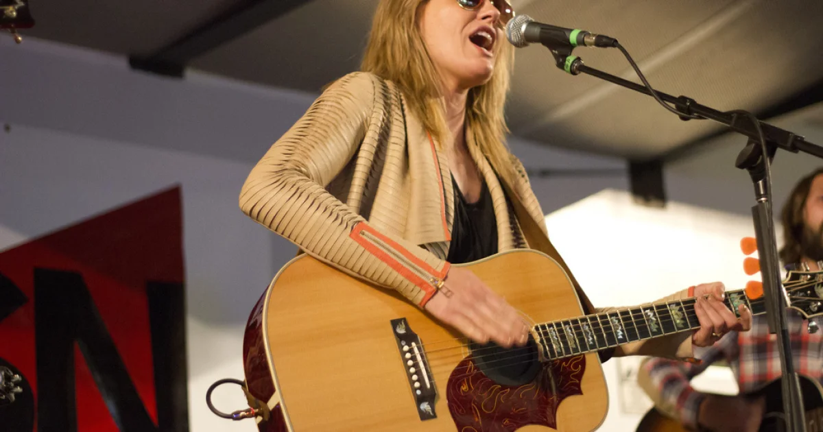 Header Banner Grace Potter