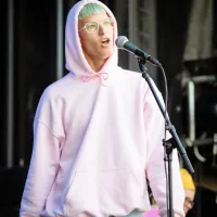Gus Dapperton