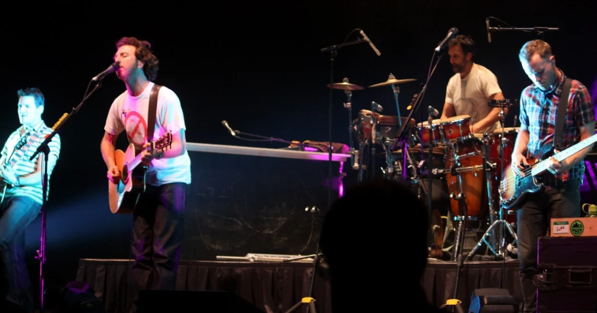 Header Banner Guster