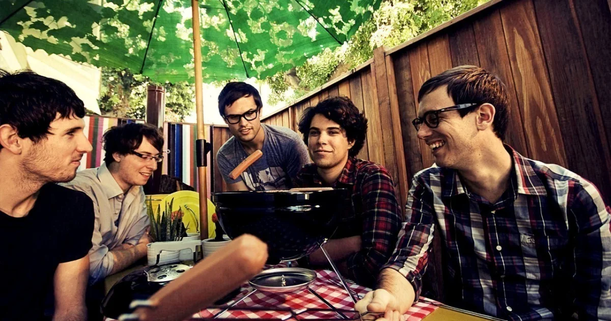 Header Banner Hellogoodbye