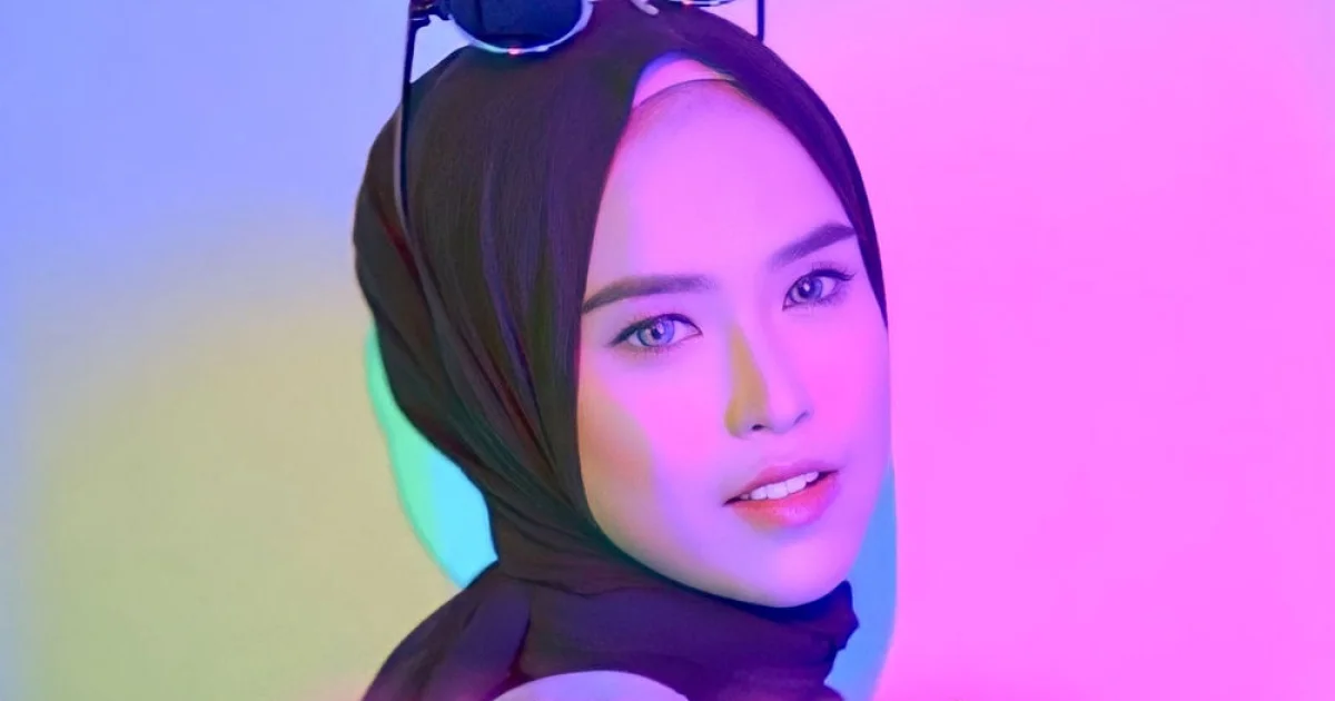 Header Banner Indah Zaharni