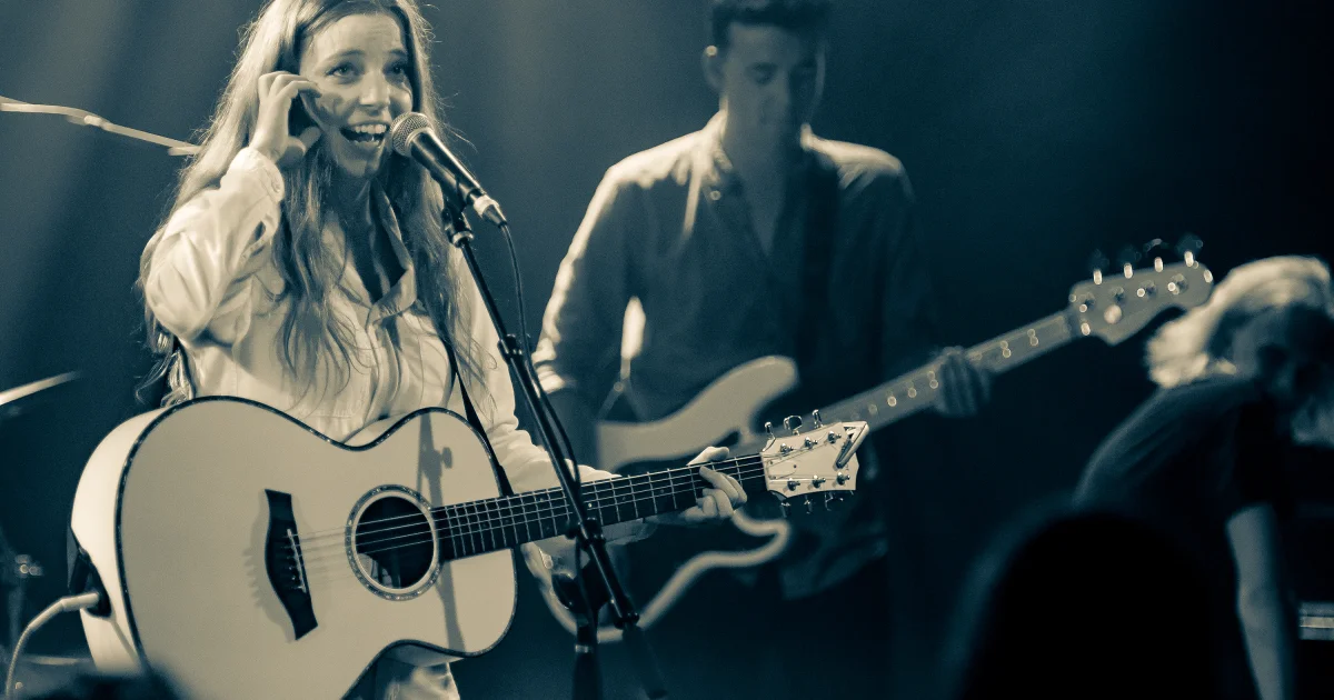 Header Banner Jade Bird