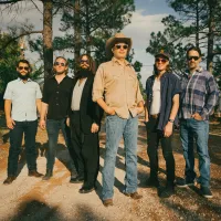 Jason Boland & The Stragglers