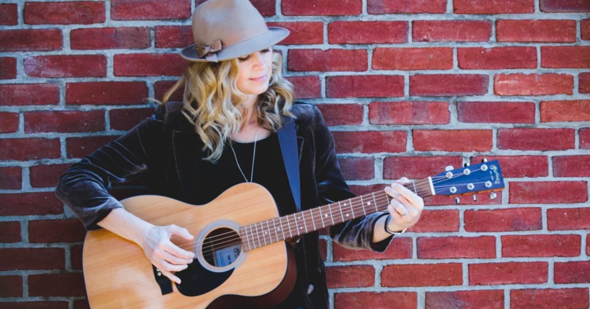 Header Banner Kira Willey