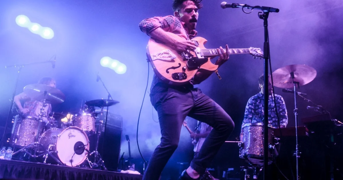 Header Banner Local Natives