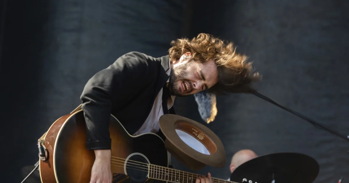Header Banner Lord Huron