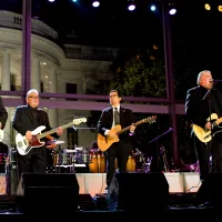 When the Circus Comes - Los Lobos