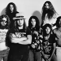 Comin' Back for More - Lynyrd Skynyrd