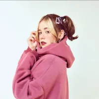 Unlovable versi Original - Marie