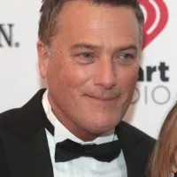 Help Is On The Way - Michael W Smith