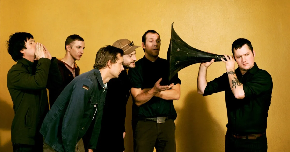 Header Banner Modest Mouse