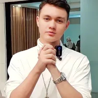 Nyoman Paul