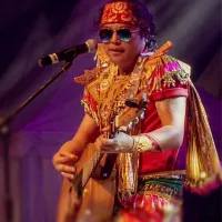 Batu Melablab - Ray Peni