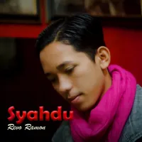 Retak Purnama - Revo Ramon