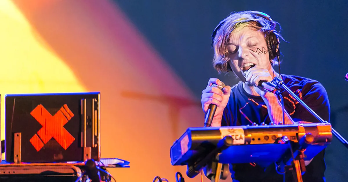 Header Banner Robert DeLong