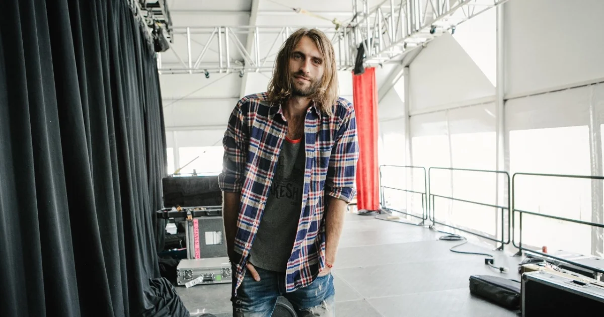 Header Banner Ryan Hurd