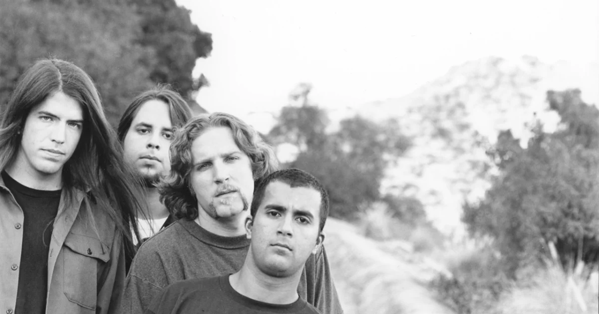 Header Banner Seven Mary Three