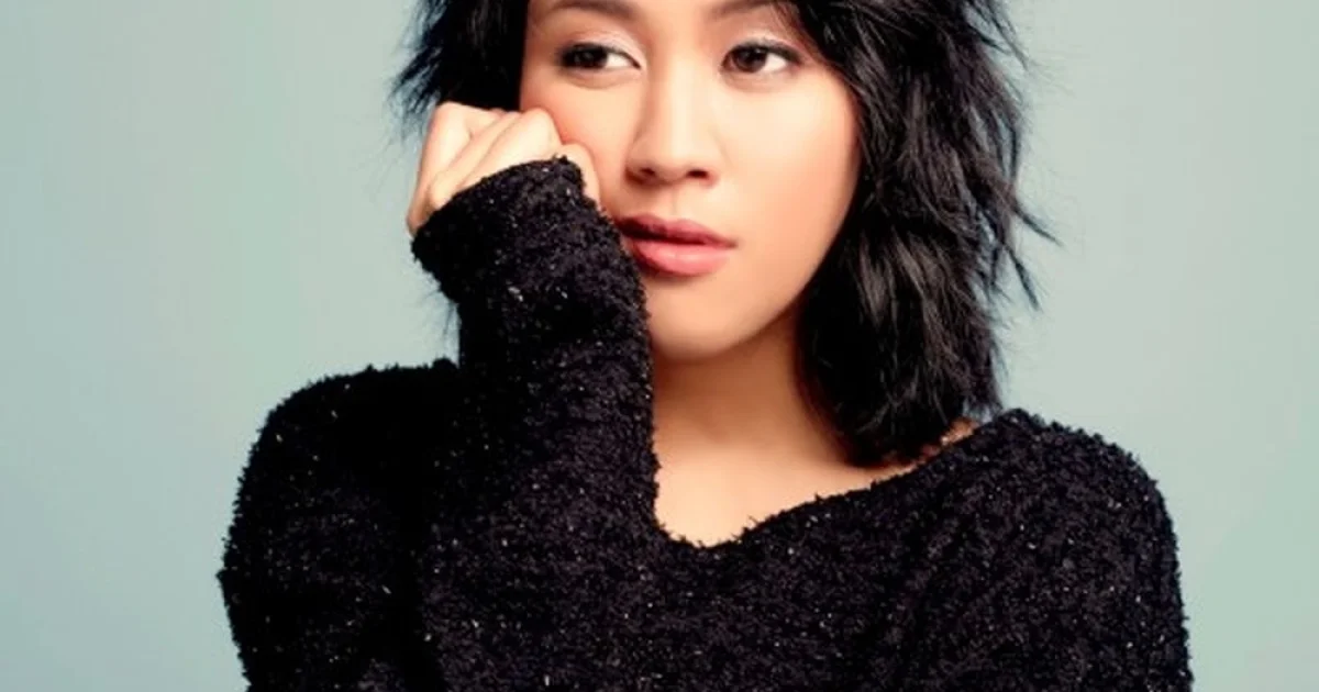 Header Banner Sherina