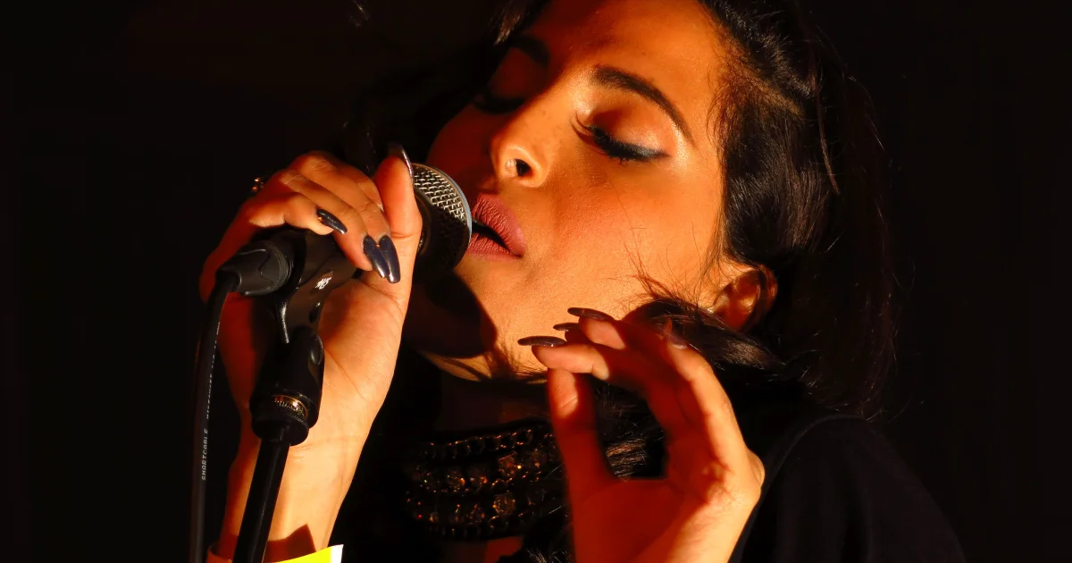 Header Banner Snoh Aalegra