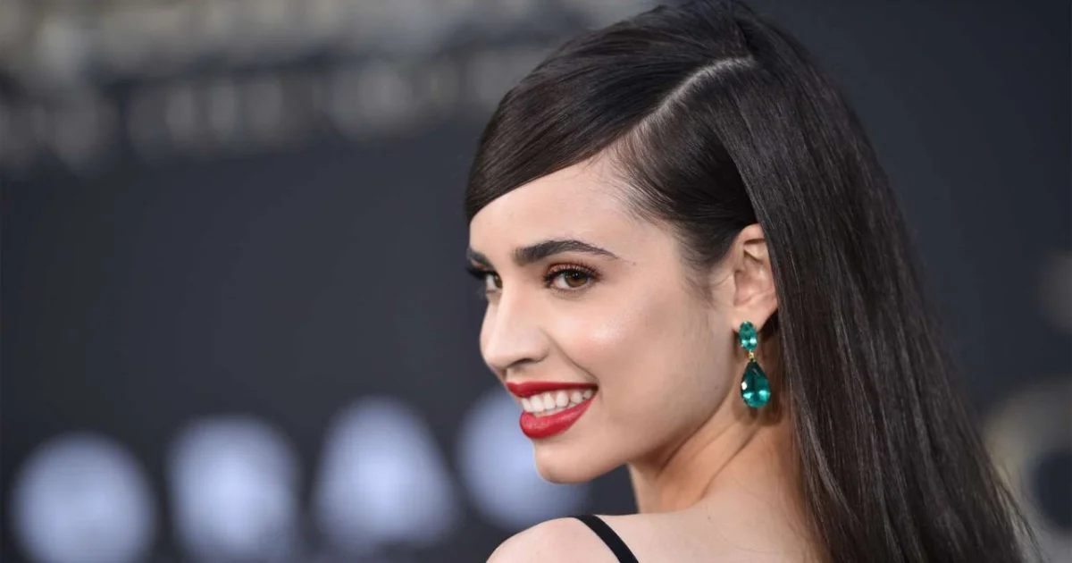 Header Banner Sofia Carson