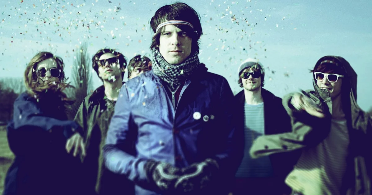Header Banner Team Me