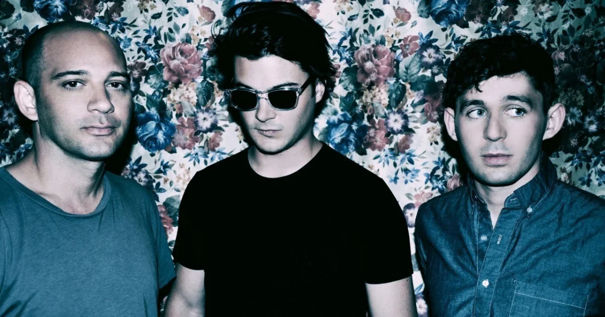 Header Banner The Antlers