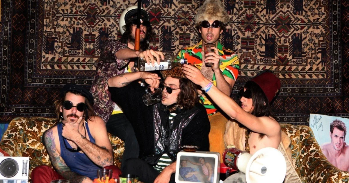 Header Banner The Growlers