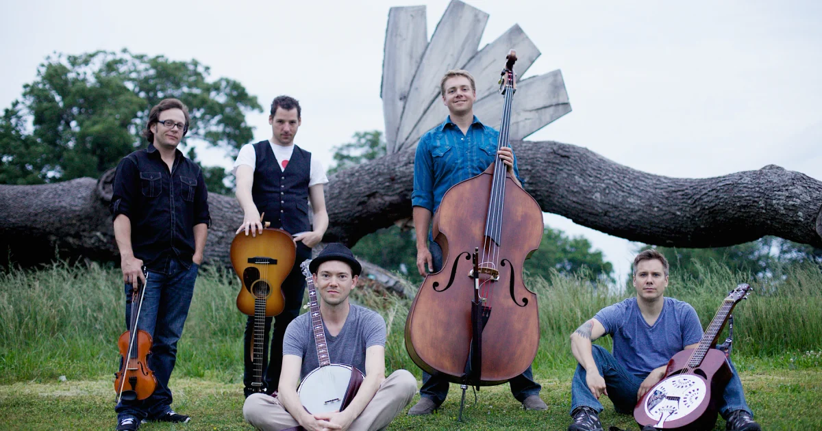 Header Banner The Infamous Stringdusters