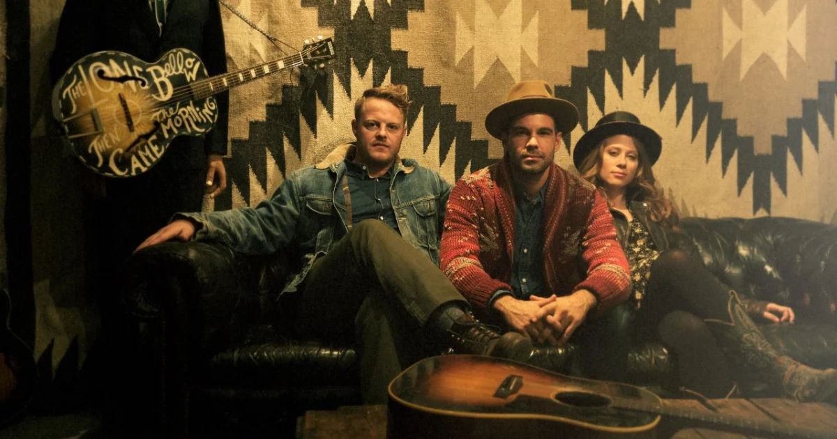 Header Banner The Lone Bellow