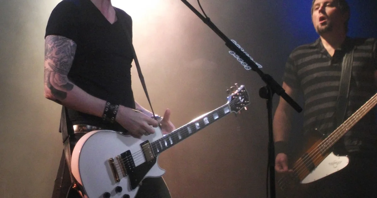 Header Banner Theory of a Deadman