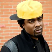 Salary Kaep - Wale
