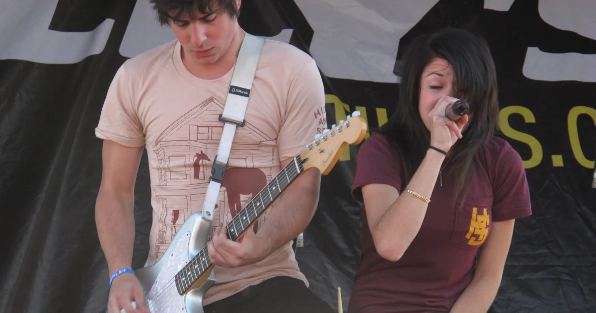 Header Banner We Are The In Crowd