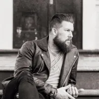 Lookin' For You - Live - Zach Williams