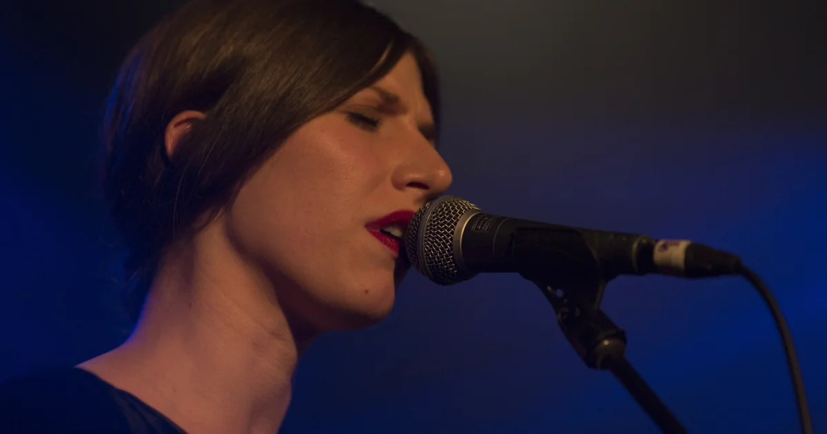 Header Banner Aldous Harding