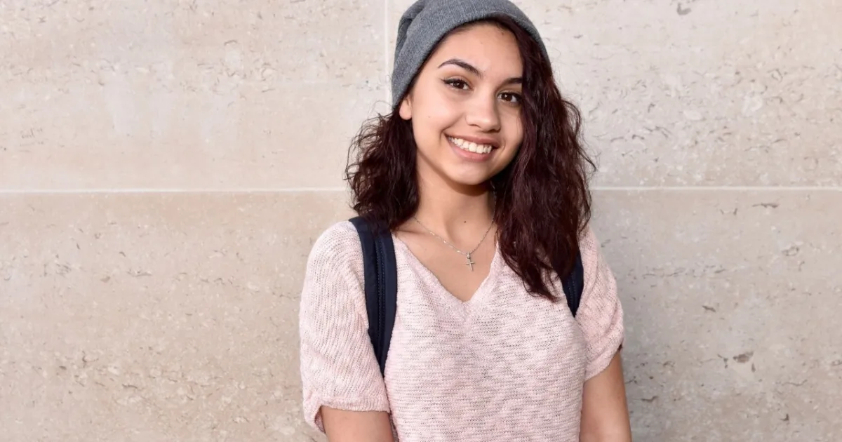 Header Banner Alessia Cara